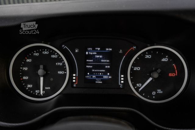 Furgon IVECO Daily 40C18 3.0L | Automaat | BE-Combi | Dieplad