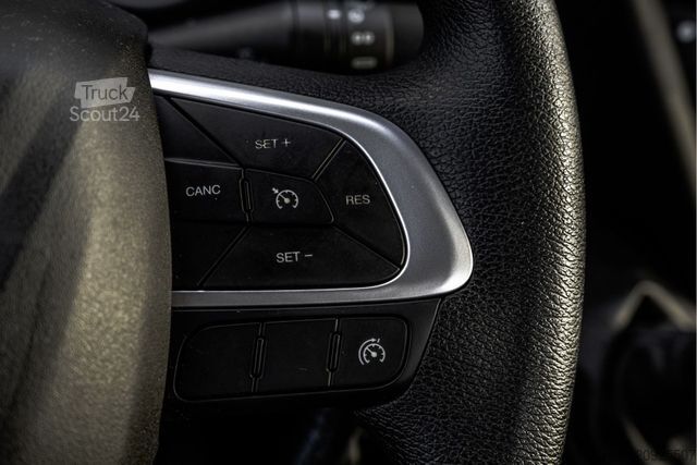 Furgon IVECO Daily 40C18 3.0L | Automaat | BE-Combi | Dieplad