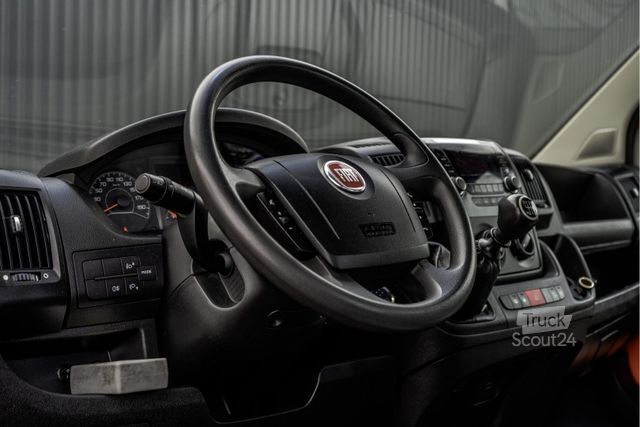 Furgão pick-up FIAT Ducato 2.3 Open laadbak met oprijplaat | 131PK |