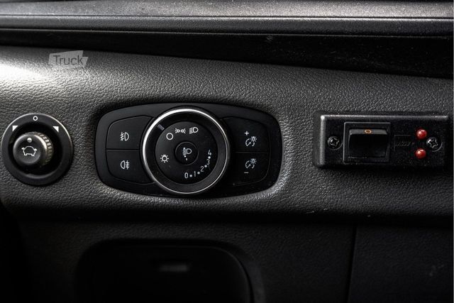 Chassis de carrinha FORD Transit **2.0 TDCI Bakwagen met laadklep | Euro