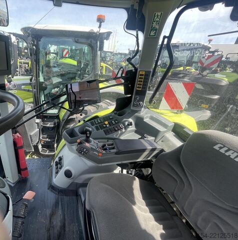 Traktör CLAAS ARION 650