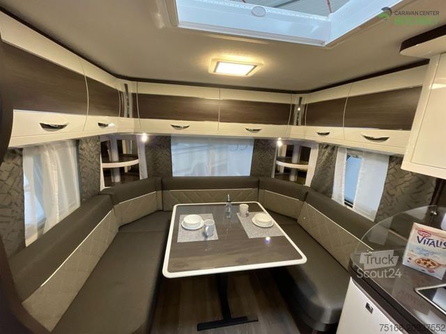 Husvagn HOBBY Prestige 720 UKFe Abverkauf / 2500 kg