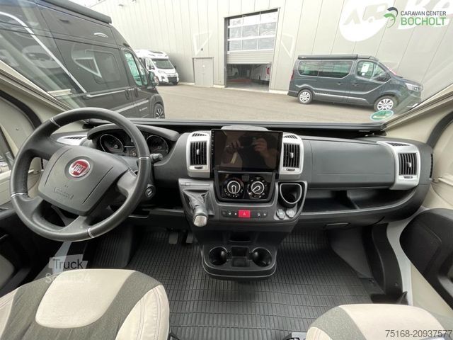 Polointegrovaný obytný vůz PILOTE Pacific P700C Essentiel Solar / Markise / Navi /