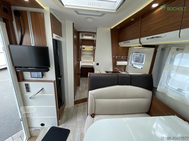 Polointegrovaný obytný vůz PILOTE Pacific P700C Essentiel Solar / Markise / Navi /