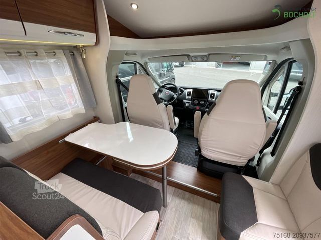 Polointegrovaný obytný vůz PILOTE Pacific P700C Essentiel Solar / Markise / Navi /