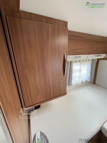 Polointegrovaný obytný vůz PILOTE Pacific P700C Essentiel Solar / Markise / Navi /