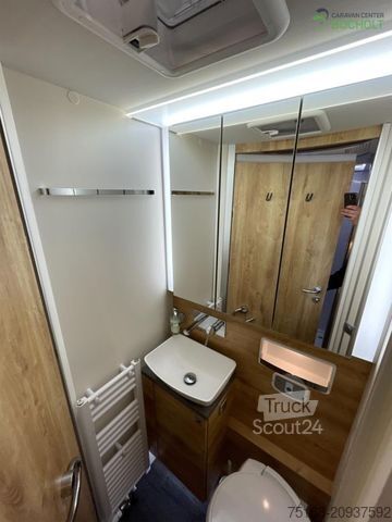 Autorulotă integrată FRANKIA M-Line I 7400 QD Vollausstattung / 5500 kg / 190