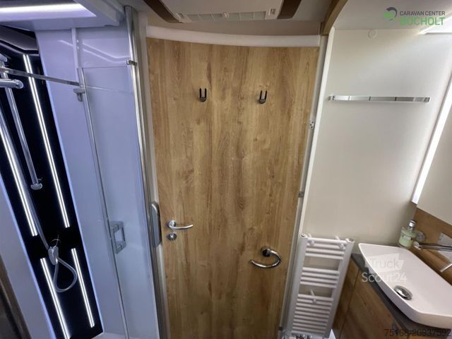 Autorulotă integrată FRANKIA M-Line I 7400 QD Vollausstattung / 5500 kg / 190