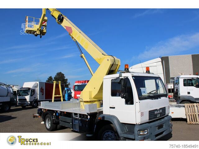 Πλατφόρμα ανύψωσης MAN TGL 17.240 + 3PERSON + MANUAL