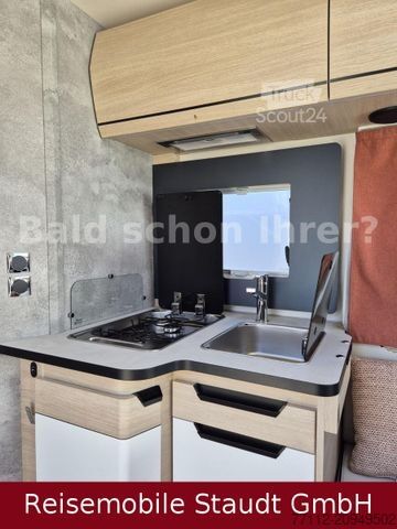 Autorulotă semi-integrată RAPIDO C 86