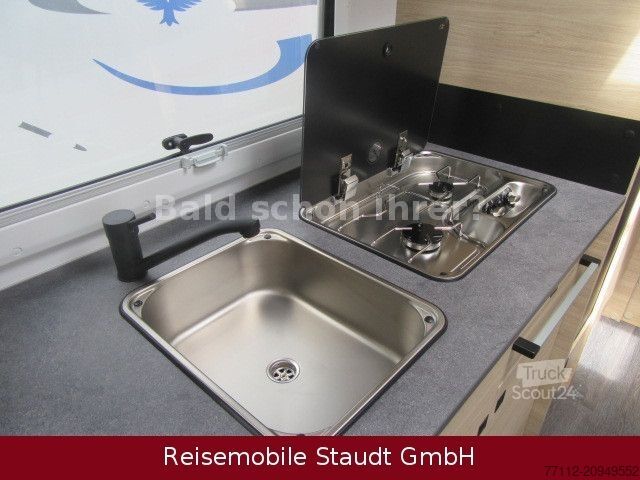 Avtodom z nadgradnjo (alkoven) CHALLENGER C 387