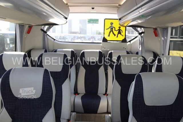 туристически автобус Volvo 9700 HD / 13m / Full option / Lift