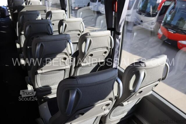 туристически автобус Volvo 9700 HD / 13m / Full option / Lift