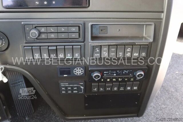 туристически автобус Volvo 9700 HD / 13m / Full option / Lift