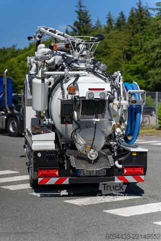 Vakuum- og trykkbil Mitsubishi Fuso Canter 7C18