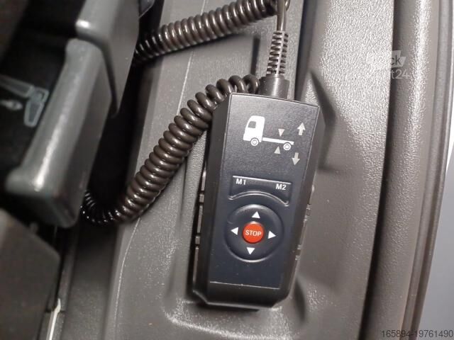 Furgoneta caja Mercedes-Benz Atego 818 EXPORT L Möbelkoffer