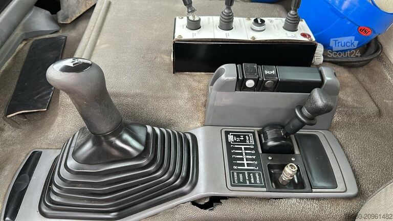 Systém portálového ramene Renault KERAX (GRAND PONT / LAMES / PROPRE / BOITE MANU...