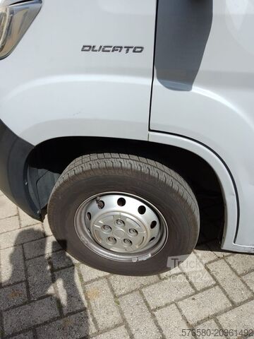 Caravan/camper Fiat Weinsberg Carabus 600 K 4 Schlafplätze | Voll ausgestattet