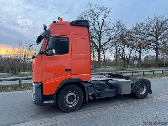 MTS standard Volvo FH 440 Globetrotter