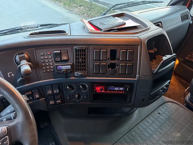 MTS standard Volvo FH 440 Globetrotter