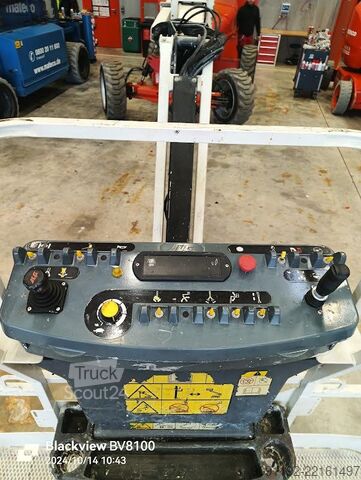 Gelenkteleskoparbeitsbühne JLG M600JP