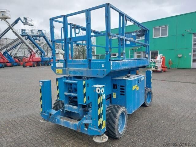 Elevador de tesoura Genie GS-3369 RT OR