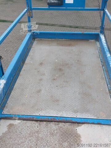 Elevador de tesoura Genie GS-3369 RT OR