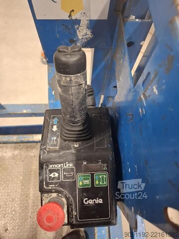 Elevador de tesoura Genie GS-2669 DC OR