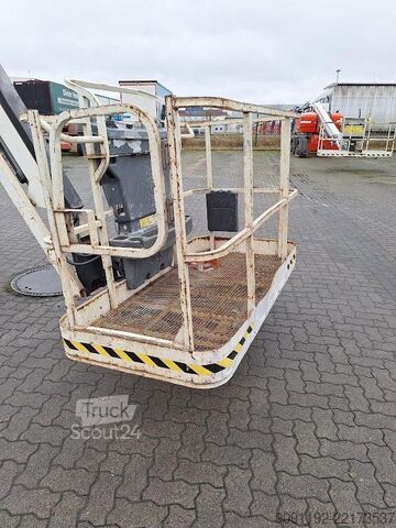 Leddelt teleskopisk arbejdsplatform JLG 600AJ