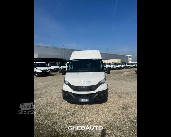 Minibus IVECO Daily V 35.16 E6 2016 - daily 35 S16 V H3 4100 E6