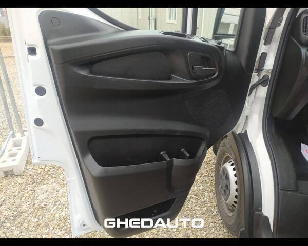 Minibus IVECO Daily V 35.16 E6 2016 - daily 35 S16 V H3 4100 E6