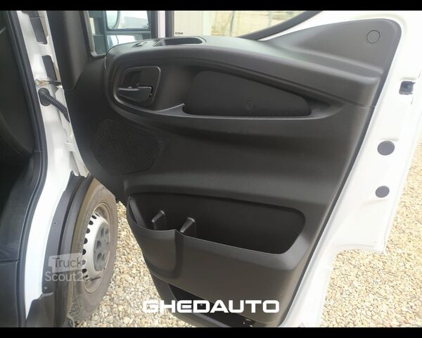 Minibus IVECO Daily V 35.16 E6 2016 - daily 35 S16 V H3 4100 E6