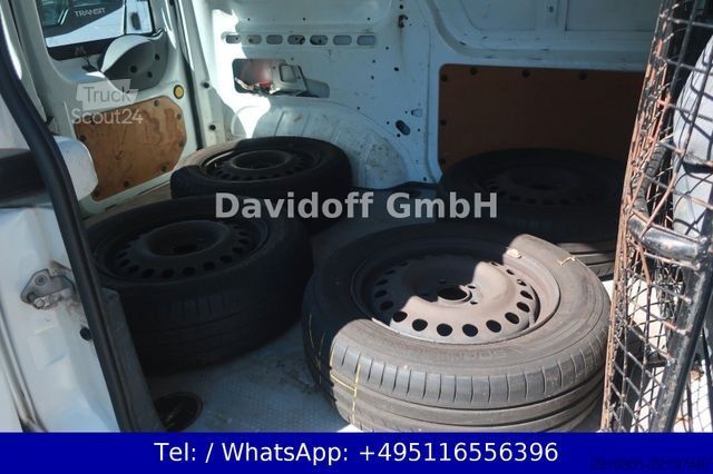 Dodávka s vysokou střechou FORD Transit Connect Kasten lang hoch / AHK / Nr. 220