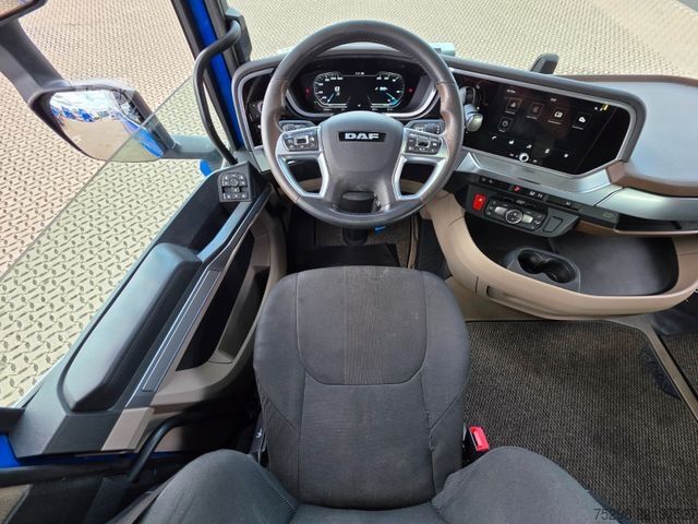 Vakio vetoauto DAF XG+ 530FT / Intarder / PTO / Kipphydraulik / 6E