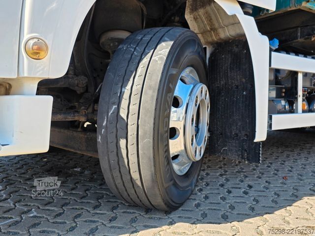 Autocamion basculant tridirecțional MAN TGS 26.500 6x2-4 LL/Intarder/Xenon/Lenkachse
