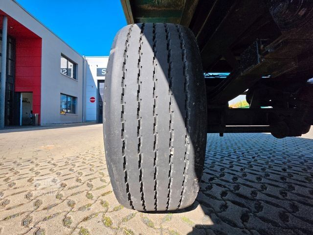 Autocamion basculant tridirecțional MAN TGS 26.500 6x2-4 LL/Intarder/Xenon/Lenkachse