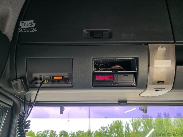 Dobozos teherautó MAN TGX 26.400 6x2/Elektrische Faltwand/Lenkachse