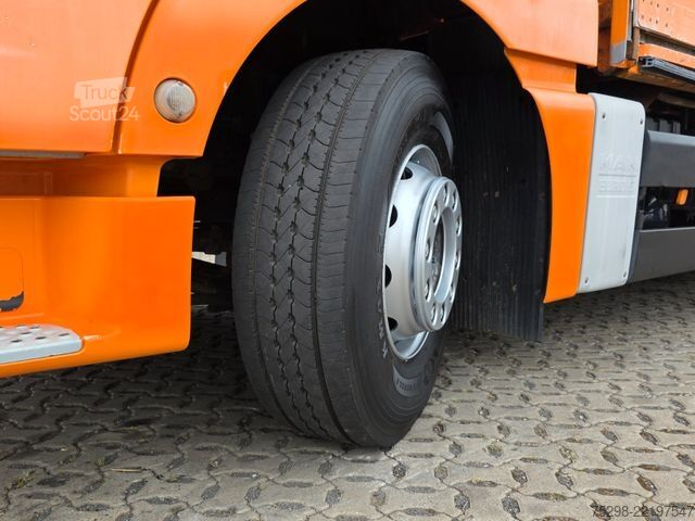 Dobozos teherautó MAN TGX 26.400 6x2/Elektrische Faltwand/Lenkachse