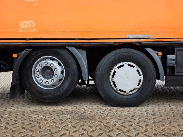 Dobozos teherautó MAN TGX 26.400 6x2/Elektrische Faltwand/Lenkachse