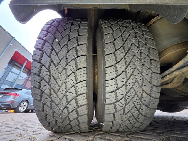 Dobozos teherautó MAN TGX 26.400 6x2/Elektrische Faltwand/Lenkachse