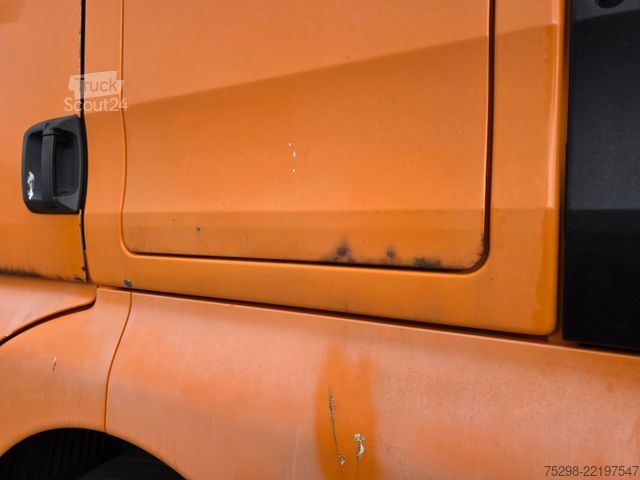 Dobozos teherautó MAN TGX 26.400 6x2/Elektrische Faltwand/Lenkachse