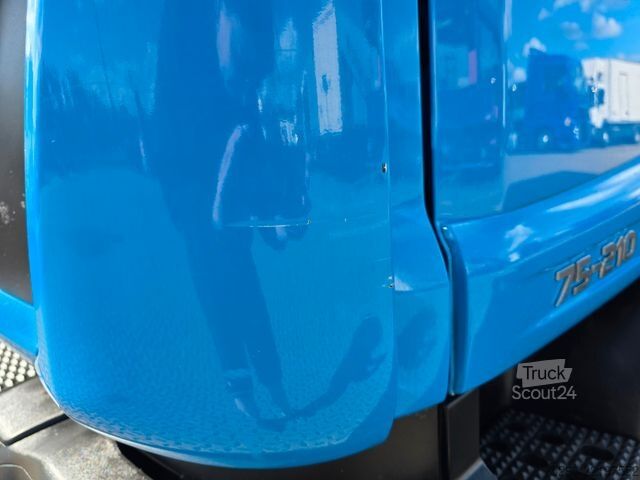 Transporter mit Koffer IVECO Eurocargo 75-210 / Ladebordwan
