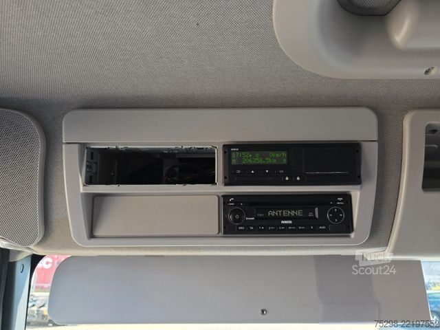Transporter mit Koffer IVECO Eurocargo 75-210 / Ladebordwan