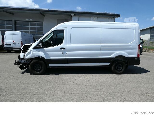 Magas tetős furgon FORD Transit 350 L3H2 Klima Kamera Navi