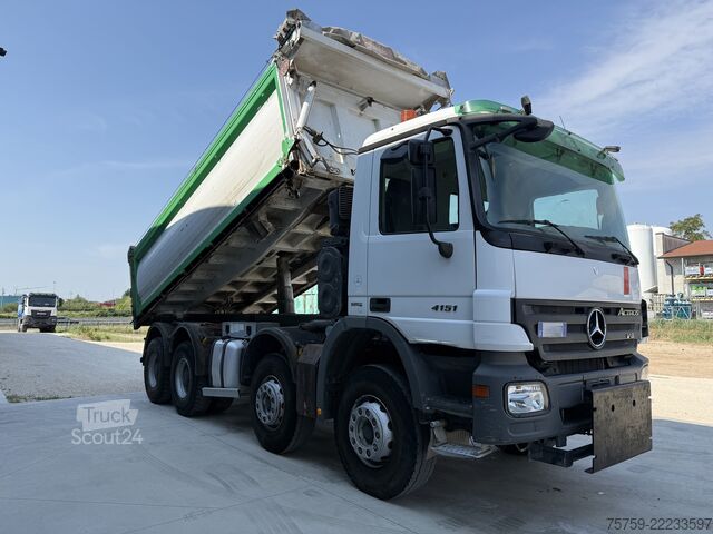 شاحنة قلابة Mercedes-Benz Actros 4151K V8 KIPPER 8x4 Euro5 40Ton