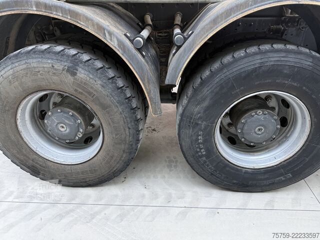 شاحنة قلابة Mercedes-Benz Actros 4151K V8 KIPPER 8x4 Euro5 40Ton
