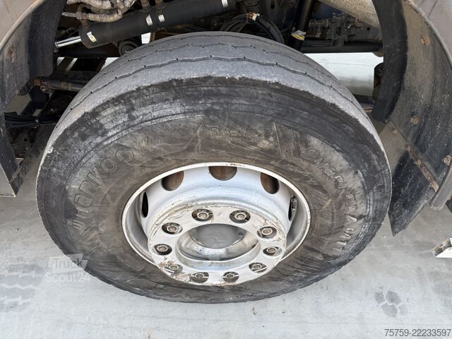 شاحنة قلابة Mercedes-Benz Actros 4151K V8 KIPPER 8x4 Euro5 40Ton