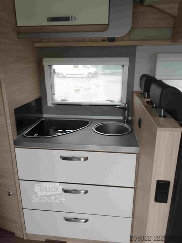 Camper semintegrato 2024 Fiat Ducato Weinsberg Carasuite | Automatico | 5 posti letto