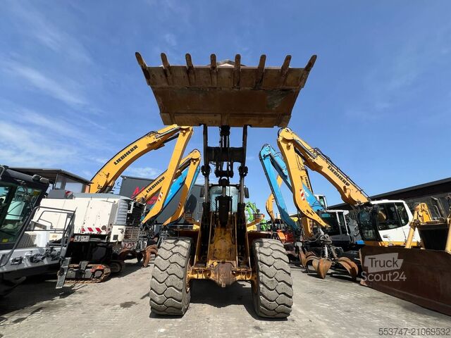 Încărcător pe roți Volvo L180E