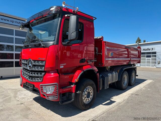 Driezijdige kipper MERCEDES-BENZ Arocs 2651K 6x4 Retarder Bordmatik